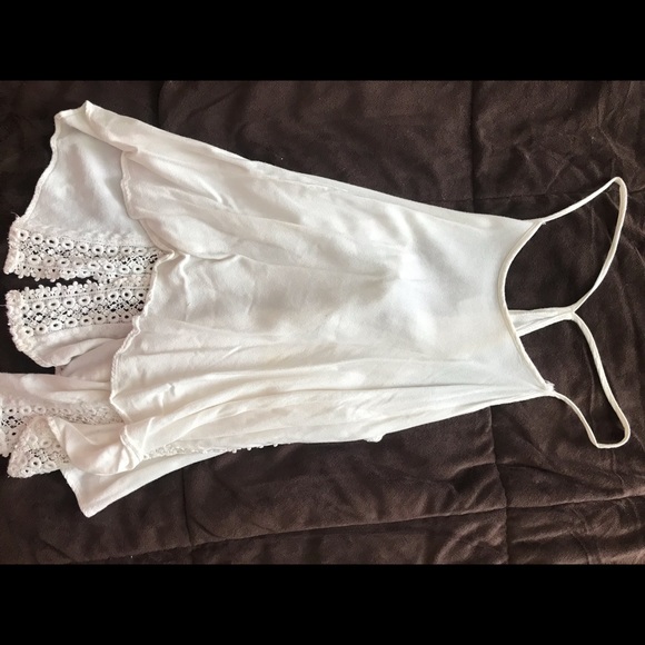 Hire high neck tank - Picture 1 of 3